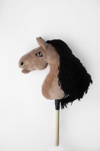 Koń Hobby Horse Mały, A4  - Jasnogniady, Karmelowy  - momscare.pl 